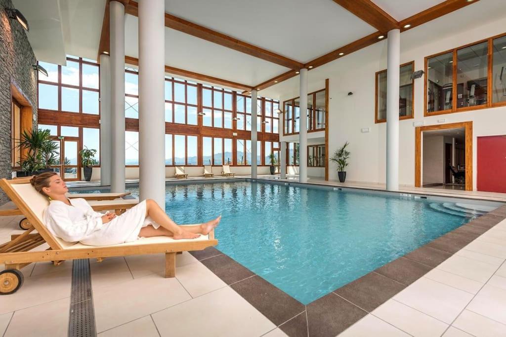 Confort Et Espace Pour Cet Appartement Duplex De 100 M2 Avec Grand Sejour Expose Sud Avec Cheminee, 4 Chambres , Acces Direct Aux Pistes De Ski Et Au Golf Dans La Residence Edenarc Avec Piscine, Jacuzzi Et Spa Bourg-Saint-Maurice Exterior foto